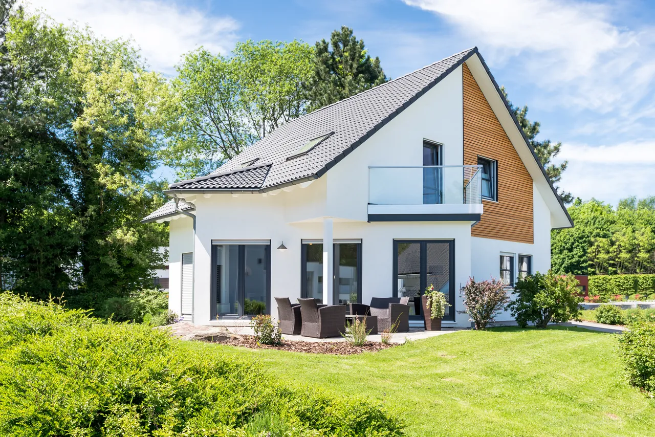 Einfamilienhaus in Berlin-Lichtenrade – Immobilienmakler Nestler Immobilien vor Ort